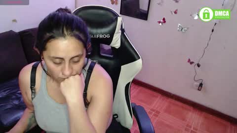 mel raise online show from November 13, 2:10 am