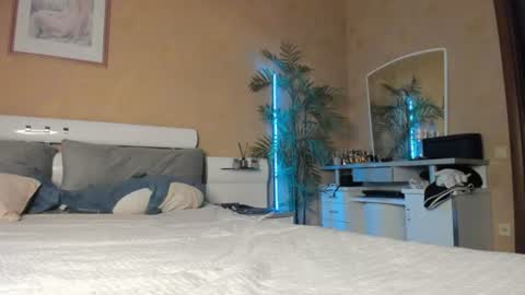  Start every day 2000 - 700 online show from June 16, 7:26 pm