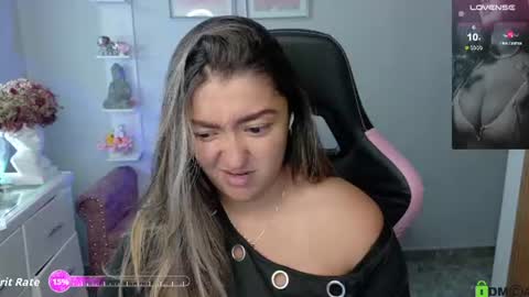 Melaany  online show from June 14, 12:41 am
