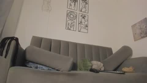 melani greyy online show from February 24, 11:58 pm