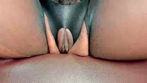 Melania online show from October 23, 9:48 am