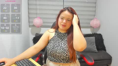 Snapshot of melanie_hh chatting on January 10, 4:22 am Melanie online show from January 10, 4:22 am