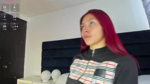 Melanie roux  online show from February 25, 12:15 pm