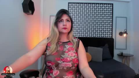 Melanie online show from October 28, 11:53 pm