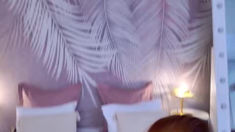 Melanie online show from March 18, 4:12 pm