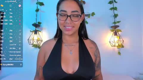Melanie online show from July 28, 9:40 am