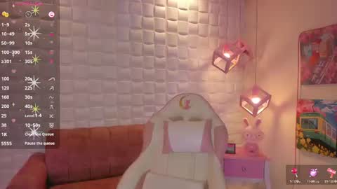 melaniegrayx online show from June 24, 2:38 pm