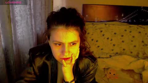 Melanie Milena online show from December 17, 7:18 am