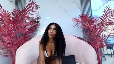 Melanie online show from October 24, 2:13 pm