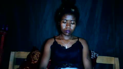 melanih online show from June 12, 9:28 am