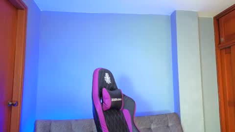 melanimorgan1 online show from June 20, 2:04 am