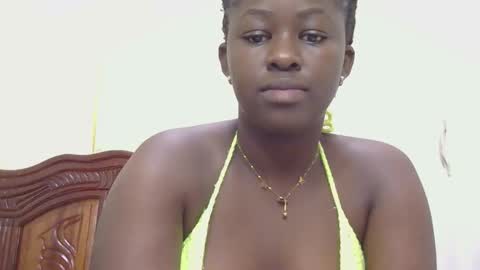 melanin_juicey8 online show from April 21, 1:20 am