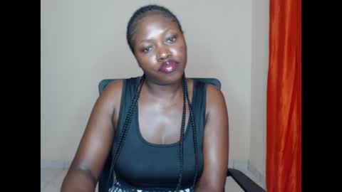 melaningoddess30 online show from June 22, 4:26 pm