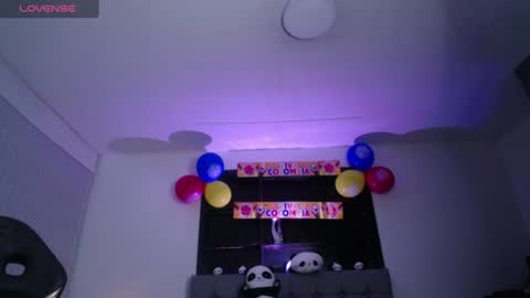 melanny_petite online show from July 10, 12:38 pm