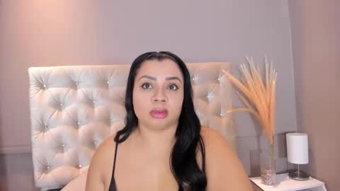 Snapshot of melanyshayk chatting on January 19, 3:39 am Melany online show from January 19, 3:39 am