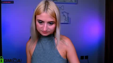 Melisa online show from August 3, 7:08 pm