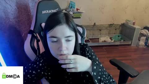 melisanilson online show from May 12, 10:38 pm