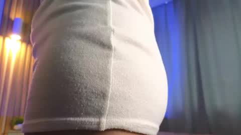 Snapshot of melisayyme chatting on October 17, 5:21 am melisayyme online show from October 17, 5:21 am