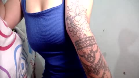 Snapshot of melishanton chatting on February 7, 2:29 am melishanton online show from February 7, 2:29 am