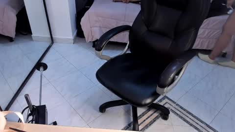 melissa_23_ online show from May 4, 11:58 am