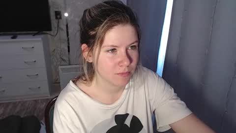 Melissa  Ray online show from January 31, 4:03 am