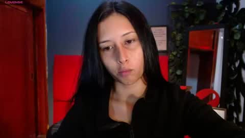michell online show from June 21, 1:04 pm