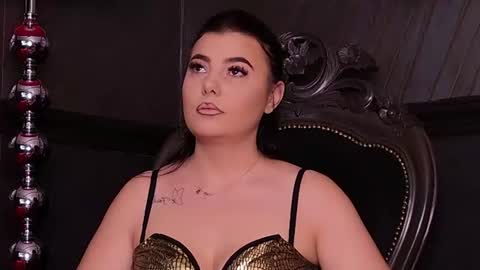 Melissa online show from June 19, 11:24 am