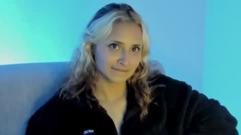 melissa_noir online show from March 16, 7:12 am