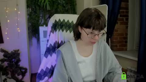 Melissa online show from June 26, 10:11 pm