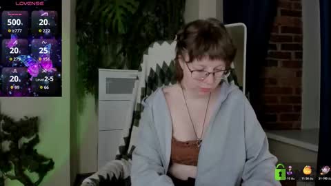 Melissa online show from March 14, 9:38 pm