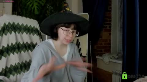 Melissa online show from June 18, 12:01 am