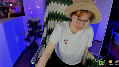 Melissa online show from November 28, 9:07 pm