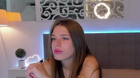 MelissaCrayzy online show from June 13, 8:12 am