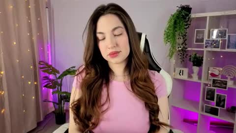 melissagray_ online show from November 6, 8:20 am