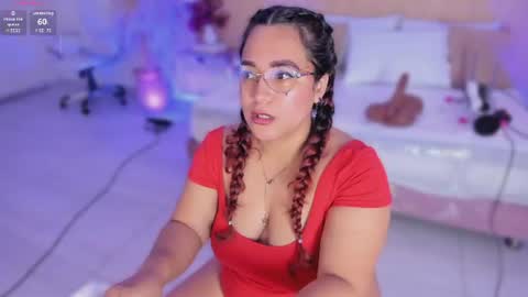 M E L I S S A  online show from July 24, 12:25 pm