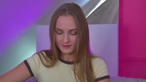 MelissaBerry online show from June 26, 8:04 am