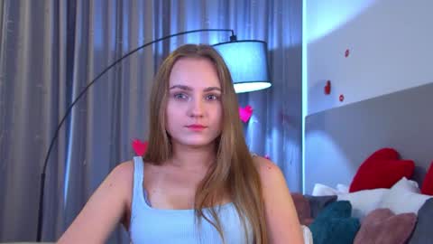 MelissaBerry online show from July 12, 8:48 am