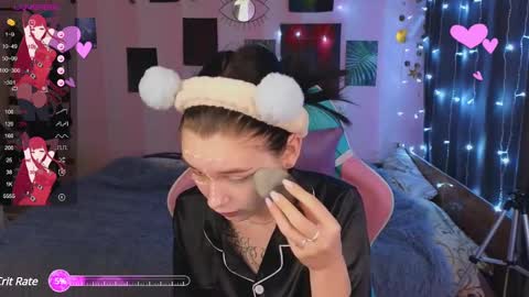 Freya  IM NONUDE online show from December 8, 8:15 pm