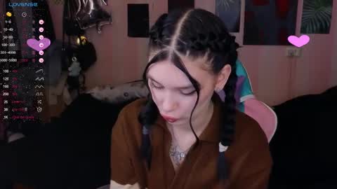 Freya  IM NONUDE online show from February 6, 10:32 pm