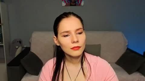 mellhyees online show from March 4, 5:41 pm