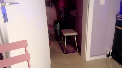 Melli online show from October 15, 7:49 pm