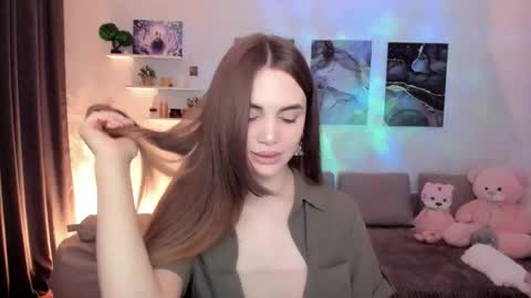 Tessa online show from April 21, 2:51 am