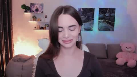 Tessa online show from December 1, 2:15 am