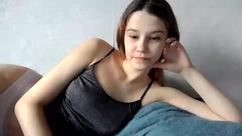 Mellisa online show from May 1, 8:39 am