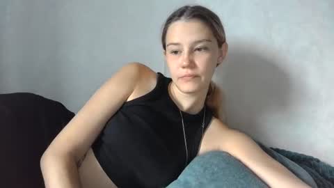 Mellisa online show from July 4, 8:21 am