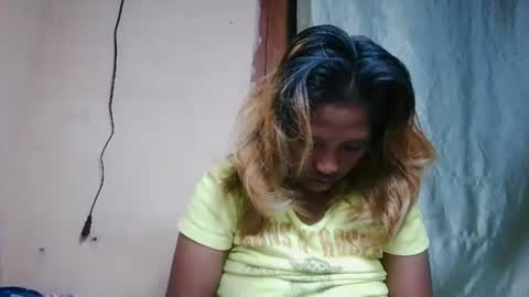 mellissa online show from May 1, 1:42 am
