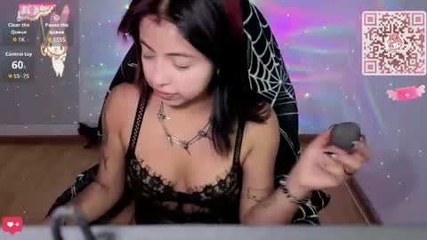 mellody online show from June 10, 3:22 pm
