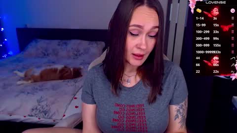 Mel online show from October 25, 7:21 pm