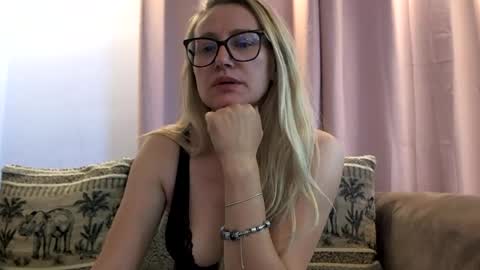 Melly online show from July 7, 7:23 am