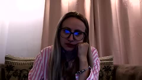 Melly online show from June 4, 6:18 am